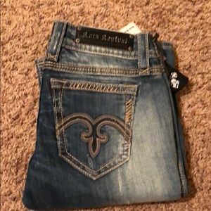 Brand New paid of Rock Revivals